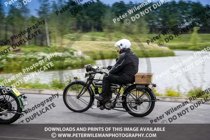 Vintage motorcycle club;eventdigitalimages;no limits trackdays;peter wileman photography;vintage motocycles;vmcc banbury run photographs